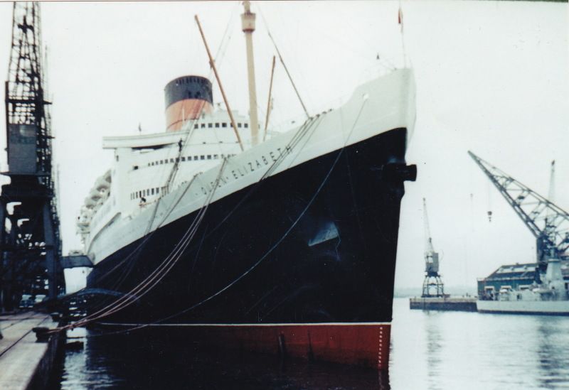 File:RMS Queen Elizabeth Southampton.jpg