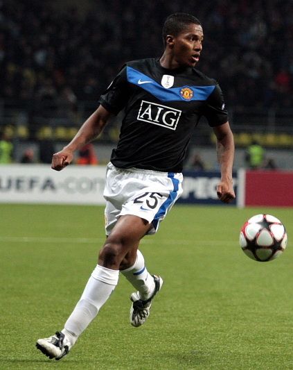 File:Antonio Valencia cropped.jpg