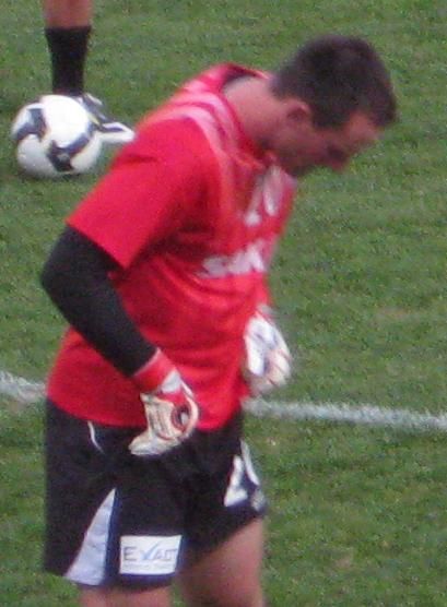 File:Eugene warming up.jpg