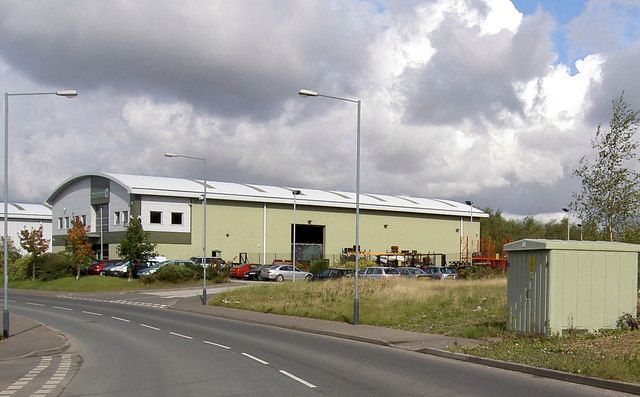 File:Industrial units, Atherstone.jpg