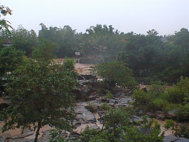 File:KaengSongWaterfall03.JPG