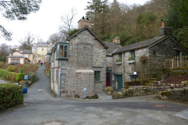 File:Lodge, Brantwood.jpg