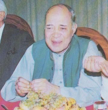 File:Mahmoud A.Haroon (cropped).jpg