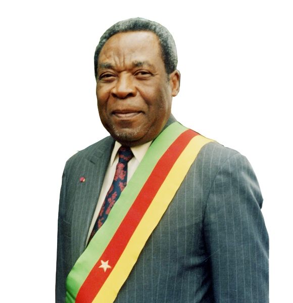 File:Marcel Niat Njifenji Senateur.jpg