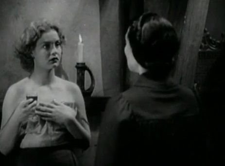 File:NanGrayGloriaHoldenDraculasDaughterTrailerScreenshot1936.jpg