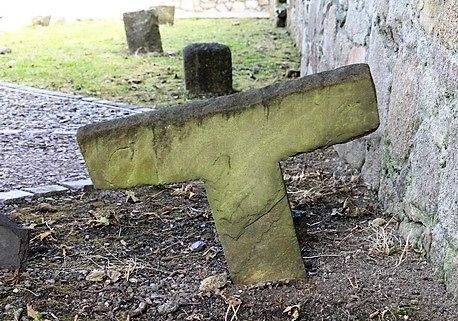 File:Tau Cross at Dalkey Castle.jpg