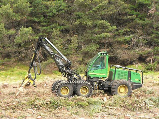 File:Wheeled Harvester - geograph.org.uk - 511567.jpg