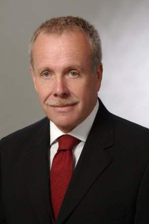 File:Douglas L. McElhaney.jpg