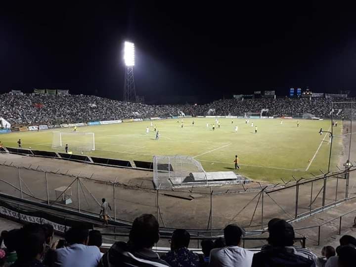 File:Estadio reales tamarindos.jpg