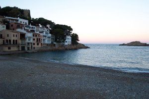 File:Sa Tuna beach, Begur.jpg