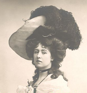 File:Alice De Winton.png