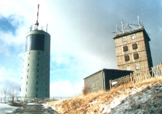 File:Inselsberg Turm.jpg