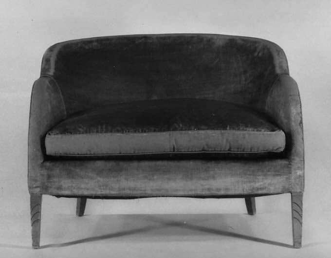 File:LOVE SEAT MET sf68.70.13.jpg