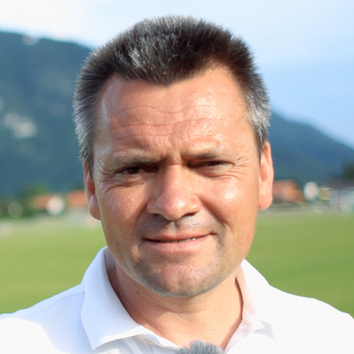 File:Manfred Schwabl 2013.png