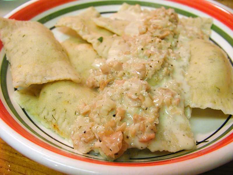 File:Ravioli.jpg