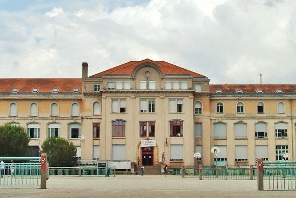 File:Saint Joseph de Tivoli, Bordeaux.jpg