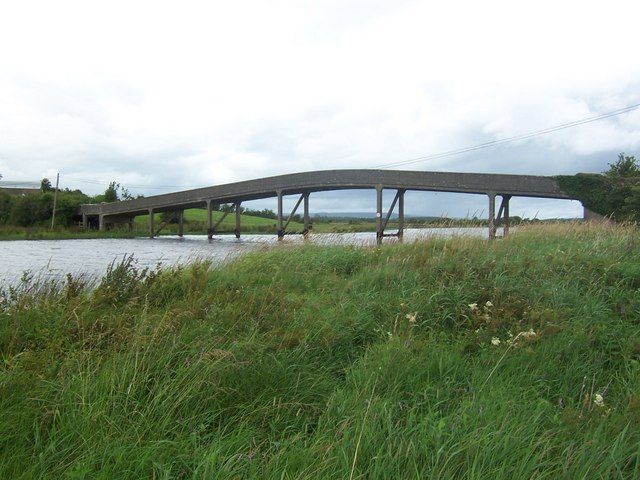 File:Hartley Bridge - geograph.org.uk - 918953.jpg