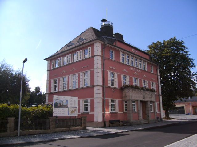 File:Rathaus Schönwald.JPG