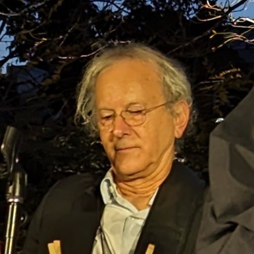 File:Doug Wieselman at the Hirshhorn (cropped).jpg