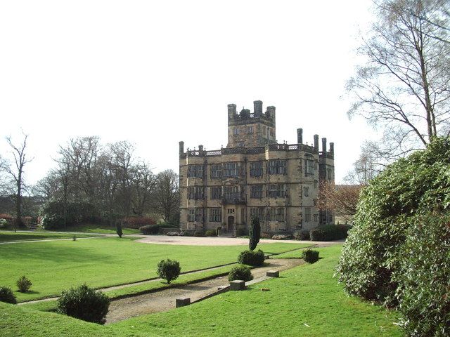 File:Gawthorpe Hall.jpg