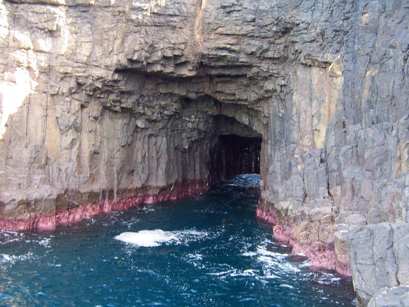 File:Kiama blowhole 1.jpg