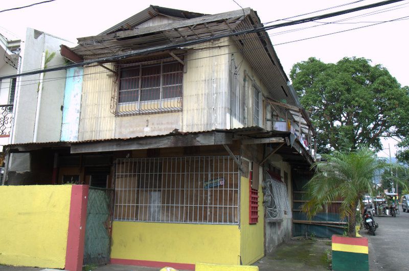 File:Zenaida Alcance Valderas House.jpg