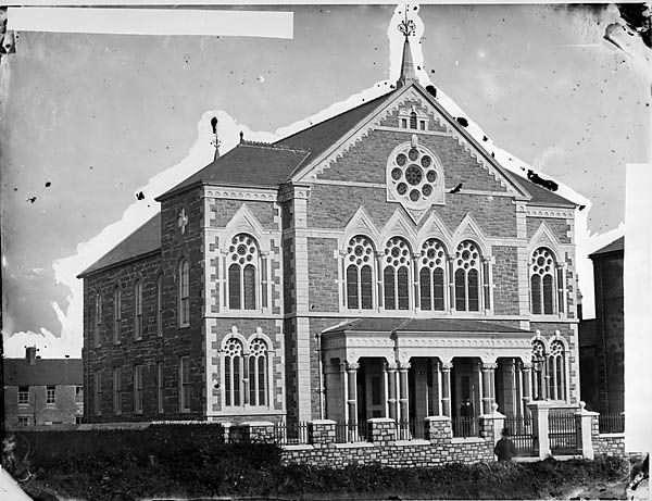 File:Ambrose Memorial Chapel, Porthmadog NLW3362112.jpg