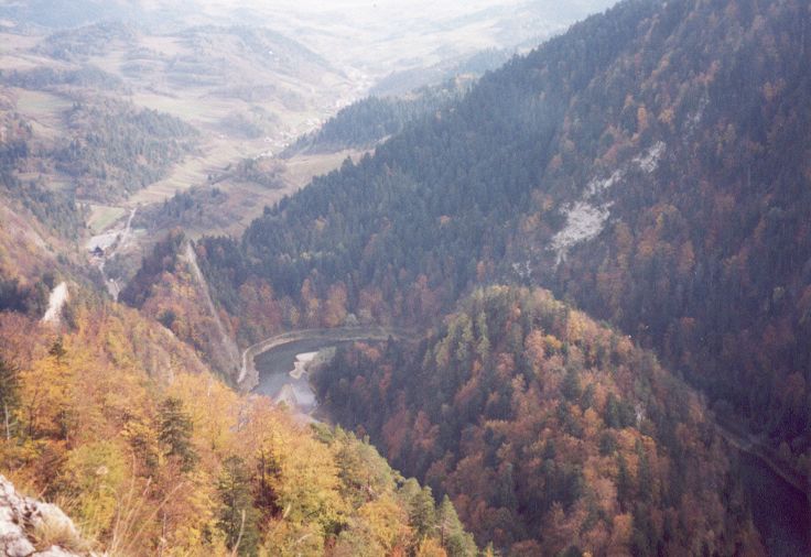 File:Dunajec and Lesnica.jpg