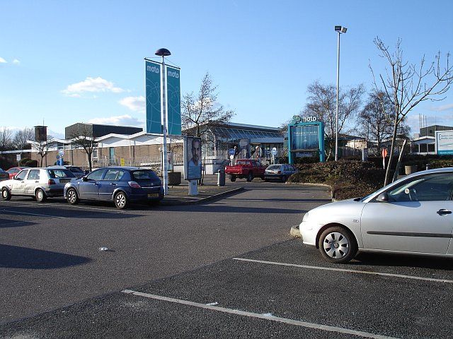 File:Medway-services-by-Penny-Mayes.jpg