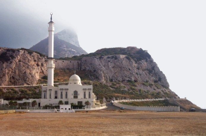 File:Moschee-Gibraltar-Europa-Point.jpg