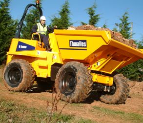 File:Thwaites dumper in action 498 3.jpg