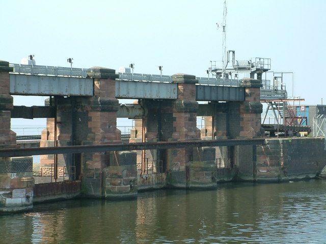 File:Weaver Sluices - geograph.org.uk - 509532.jpg