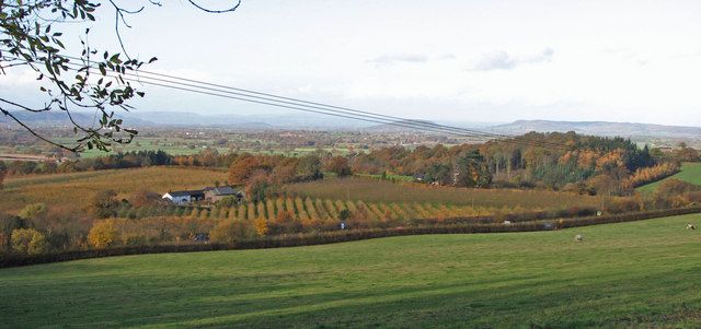 File:Hill Farm - geograph.org.uk - 283809.jpg