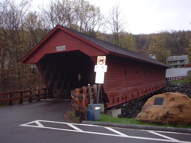 File:Newfield Covered Bridge Feb 10.jpg