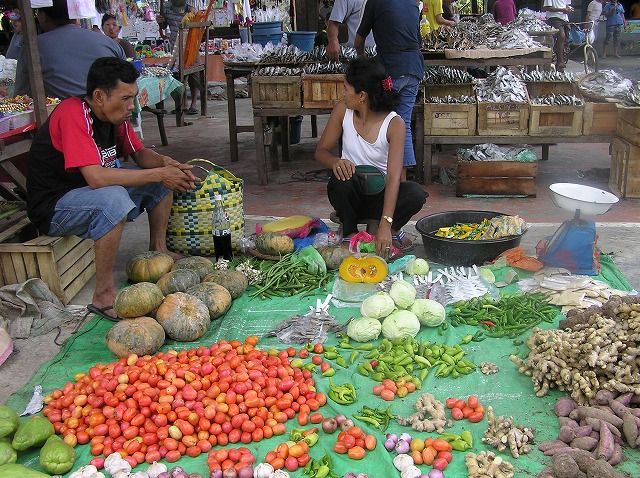 File:Weekly tabu in Poblacion.jpg