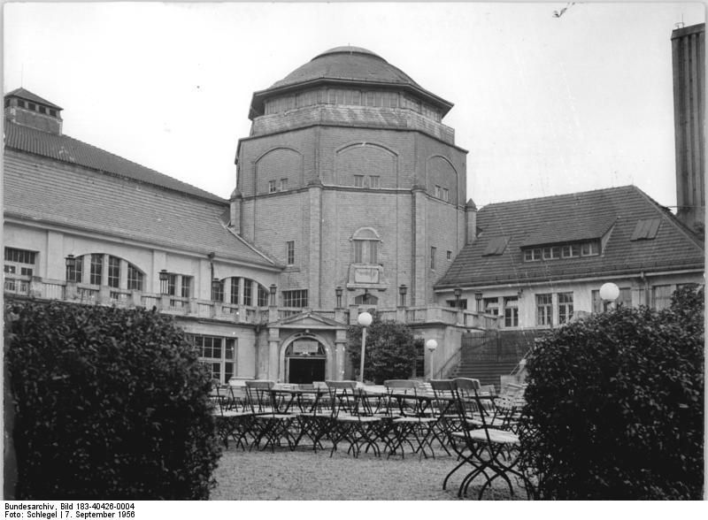 File:Bundesarchiv Bild 183-40426-0004, Leipzig, Haus Auensee, Terrasse.jpg