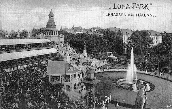 File:Lunaparkterrassen.jpg