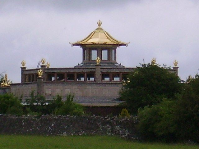 File:Manjushri Kadampa - geograph.org.uk - 189119.jpg