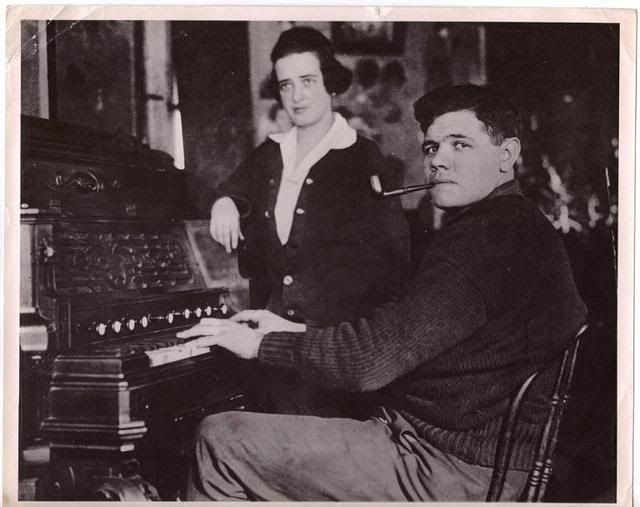 File:1915 Babe Ruth and Helen Woodford.jpg