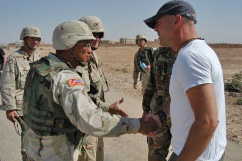 File:ActorBruceWillis Iraq.jpg