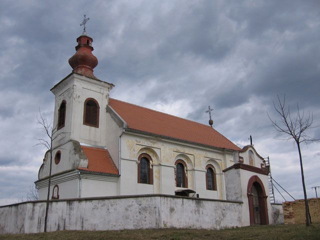 File:Banostor orthodox church.jpg