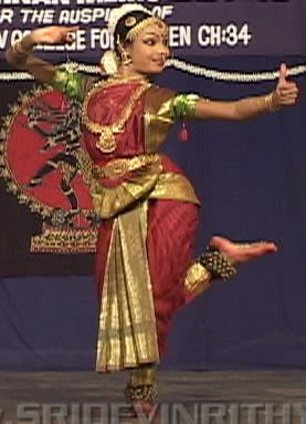 File:Bharatanatyam 13.jpg