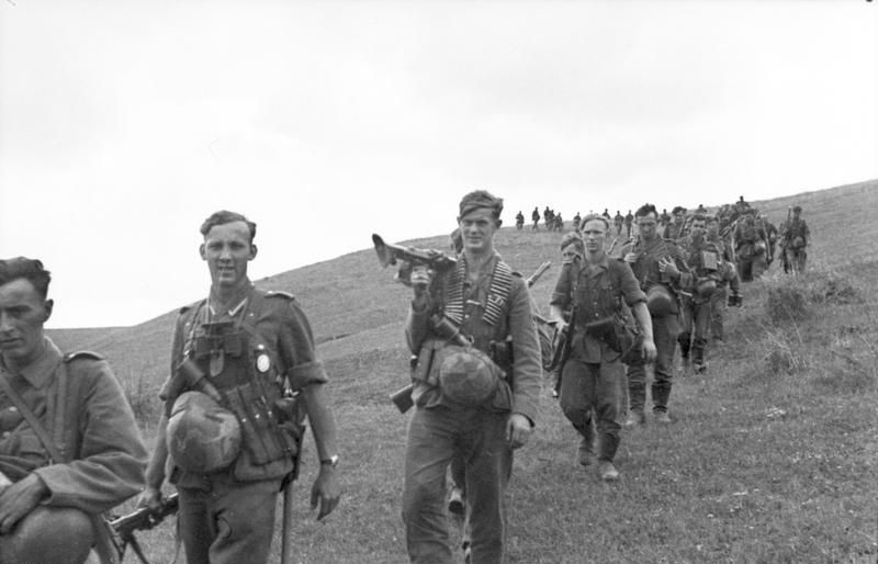 File:Bundesarchiv Bild 101I-219-0595-05, Russland-Mitte-Süd, Infanteristen.jpg