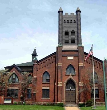 File:First United Church of Christ in 1997.jpg