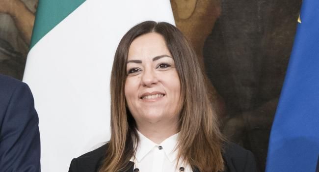 File:Laura Agea Sottosegretaria .jpg