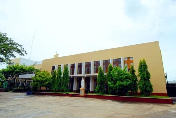 File:MainCampusofSPX.jpg