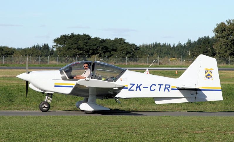 File:ZK-CTR IMG 2916-Edit.jpg