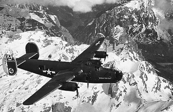 File:450bw-b-24-overalps.jpg