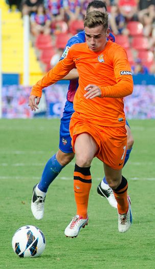 File:Antoine Griezmann 2012 Levante.jpg