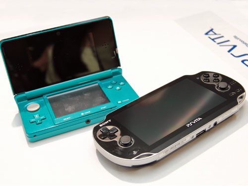 File:Nintendo 3DS and PS Vita.jpg